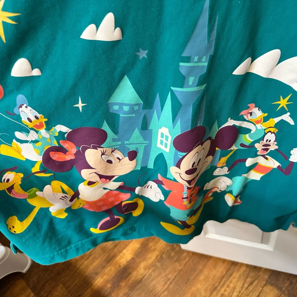 Disneyland Play in the Park Spirit Jersey - Picture 2 of 5